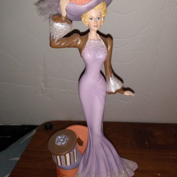 Thomas Kinkade Ladies of Lamplighter Village Figurine Collectable High fashion - Picture 1 of 6